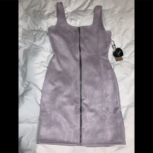 Lavender suede front zip dress size Large